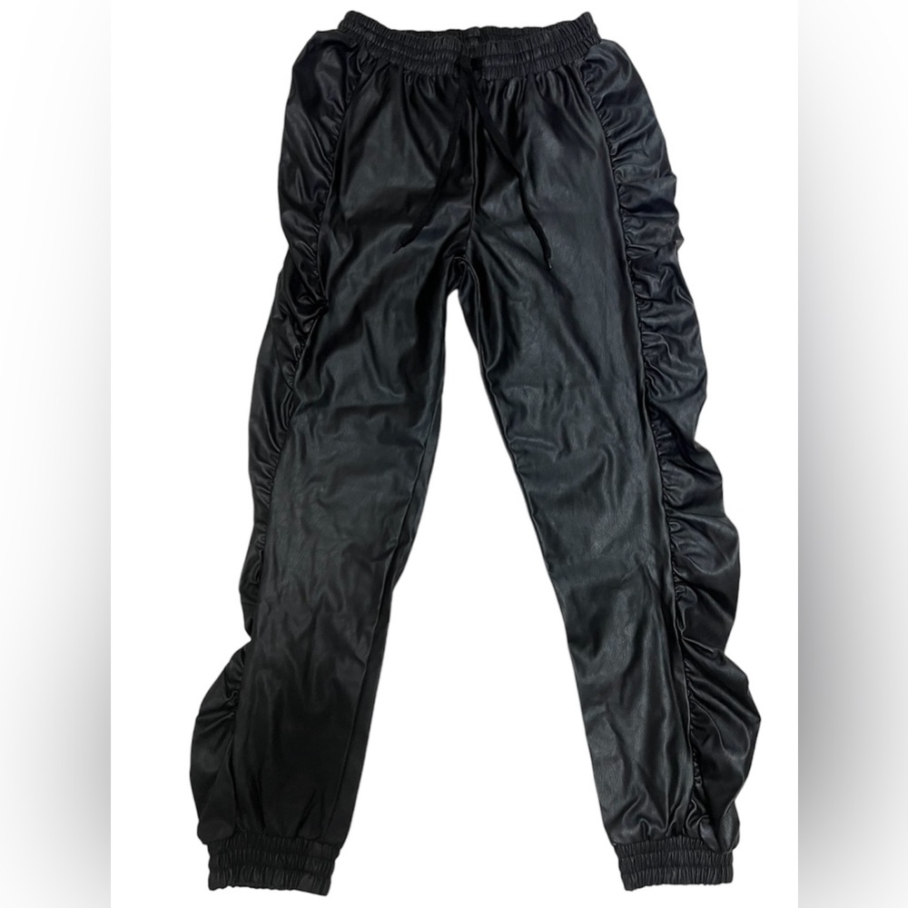 Like an Angel
Size: Small Faux Leather Pants